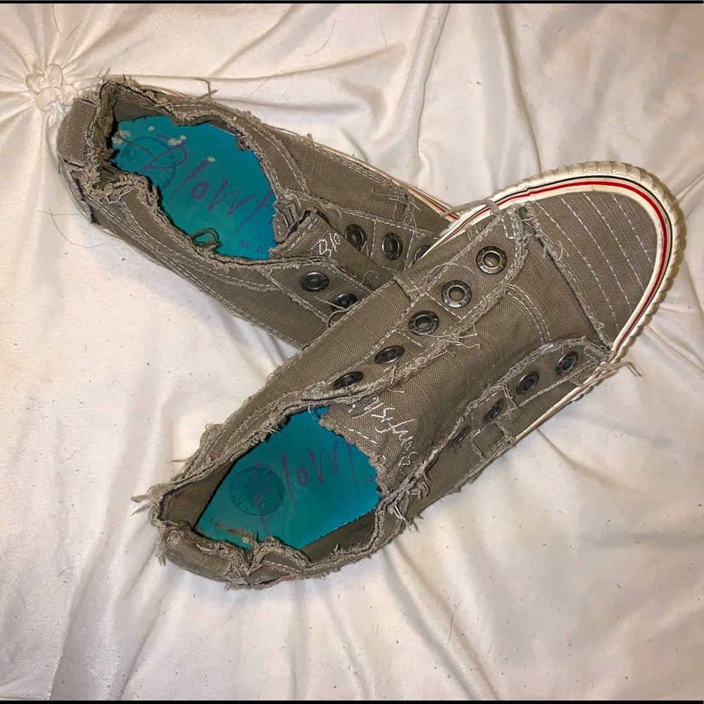 BlowFish slip on’s